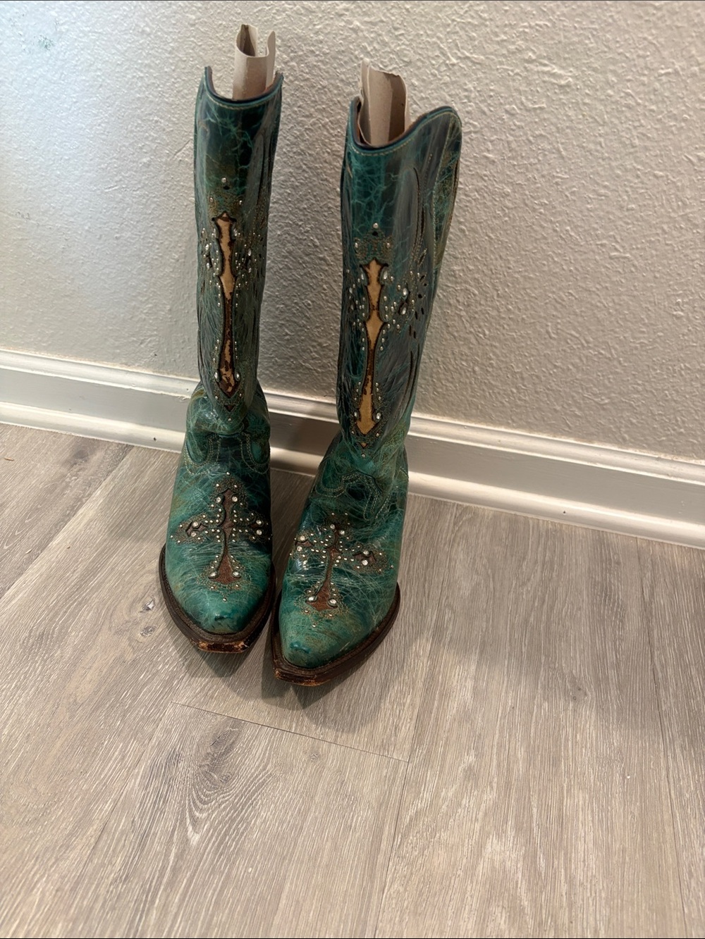 Cowboy Pro Turquoise Western Boots with Studded Cross Detail